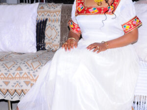 Elegant Ethiopian Dress Modern Habesha Dress in Captivating Red Design